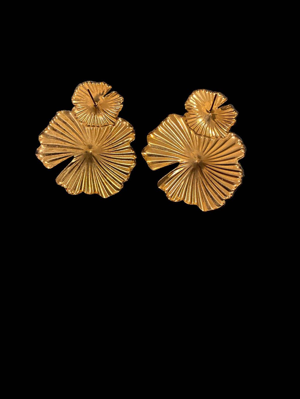 Vintage Gold Plated Preloved Earrings