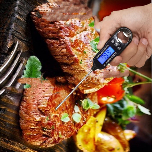 Instantly read meat thermometer