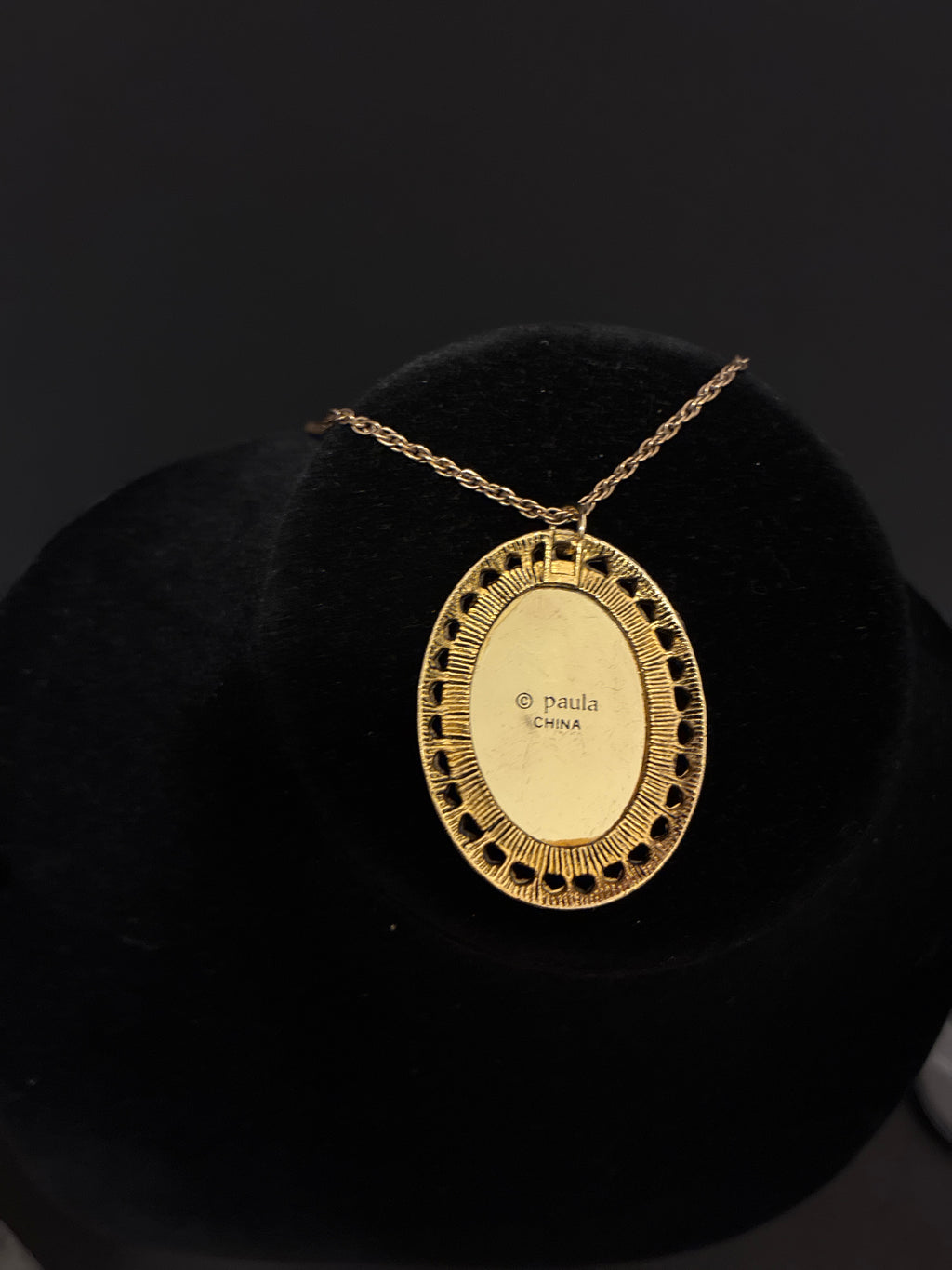 Vintage Gold Tone Necklace and Charm