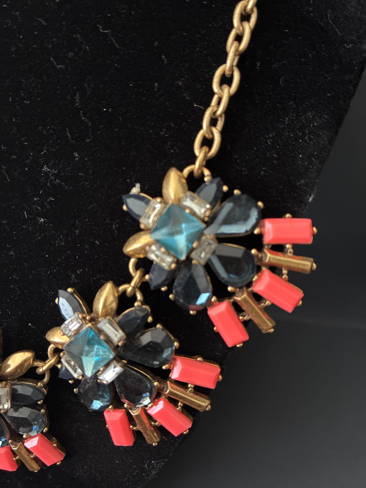 Vintage J Crew Rhinestone And Crystal Necklace