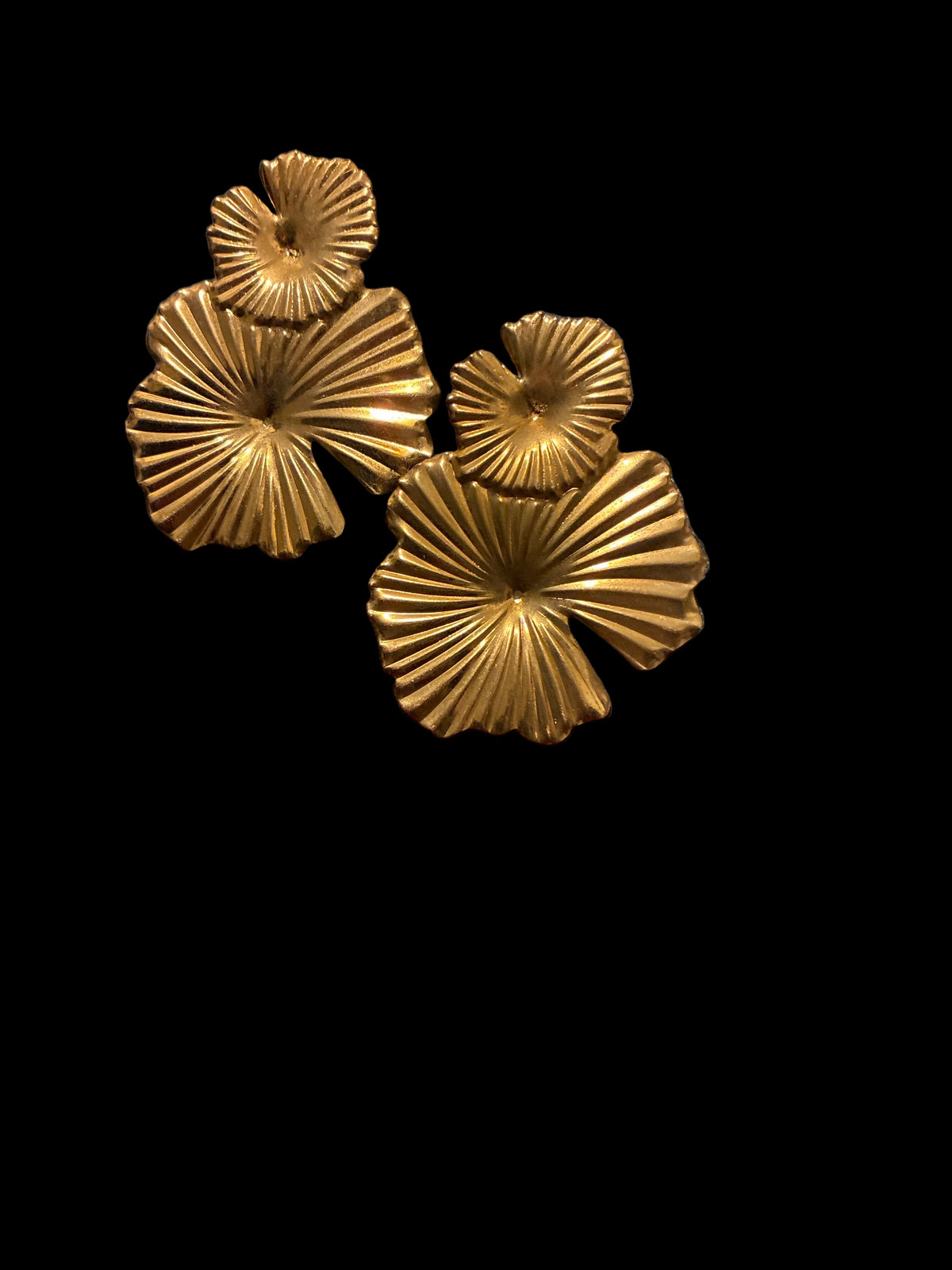 Vintage Gold Plated Preloved Earrings